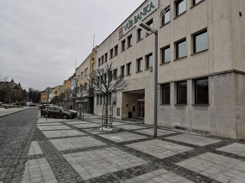 Administratívna budova v úplnom centre mesta Zvolen. 
