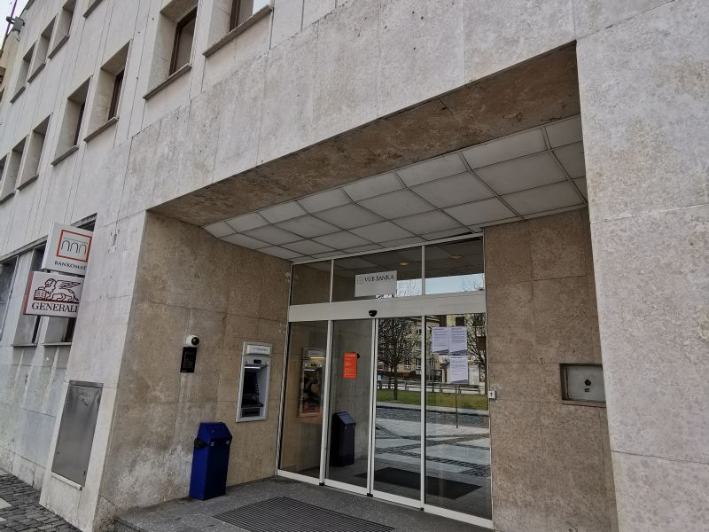 Administratívna budova v úplnom centre mesta Zvolen. 